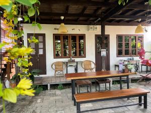 ครูหนูบ้านพัก แหลมงอบ Krunou baanpak