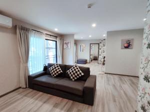 2 Bedrooms Suite Pool Access@The Title Residencies Naiyang