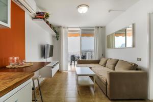 Bright Amadores Seaview Apartment