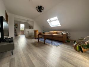 Ferienwohnung mit Balkon DG