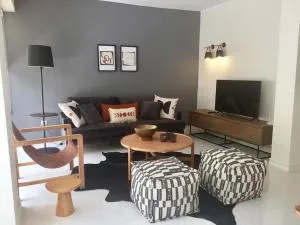 Center of Old Town,2+1 flat with Garden - Kaleiçi