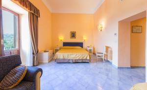 Triple Room with Balcony