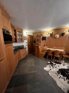 Appartamento incantevole con box e ski room, Wi-Fi, Bormio