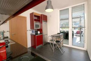 Hiva T3 By FHR