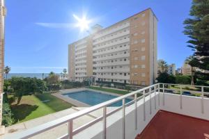 Ronda 3 con enorme terraza soleada