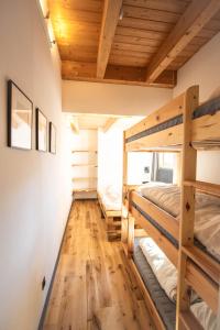 Hostel oder Ferienwohnung 1-16 Personen im BLAUEN HAUS