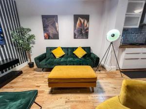 East London Townhouse by Harlington