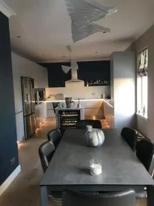 Ultra Stylish furnished Home in Edinburgh - Colinton