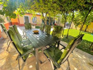 Beautiful holiday home with swimming pool 