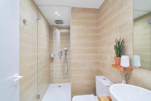 Stunning Seaview Terrace One-Bedroom Apartment