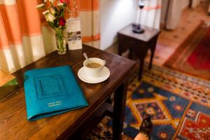 Abelia Riad - 2025 Guest Choice Award