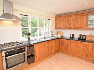 2 Bed in Sherborne 53673