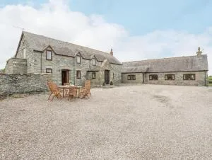 Caerdegog Ganol - Llanddeusant