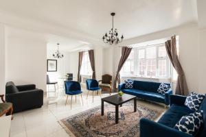 2Bd Flat Opp Harrods - Sleeps 5