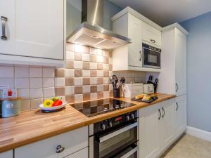 3 Bed in Seahouses CN057