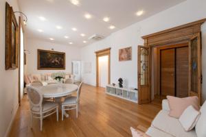 ART ATELIER VITELLESCHI