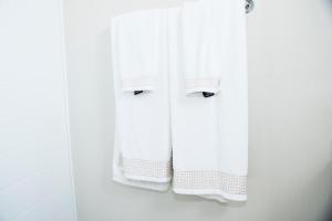 Eirini Elegant - Artemis Apartment Carlswald