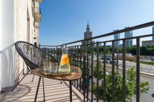 Marszalkowska Elegant Apartment with a Balcony Warsaw Center by Rent like home