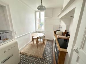 Villa Jean- plein centre Etretat