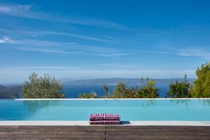 Luxury Villa in Kechria 2