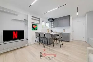 Home Sofia Room 4 - 5min Station -By EasyLife Swiss - Massagno