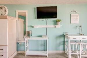 Oceanfront Gem with Community Perks in Myrtle Beach