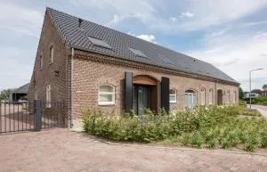 Barn24 - The Stable & The Loft - Platveld
