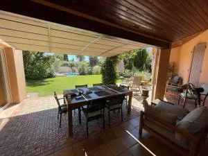 Belle Maison en Provence - 塞里尼昂-迪孔塔