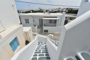 Nikolas Naousa Guesthouse Paros Greece