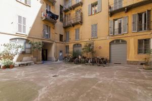 Charming apartment in Milan Porta Venezia