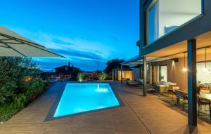 Dianas Garden Design Villa 