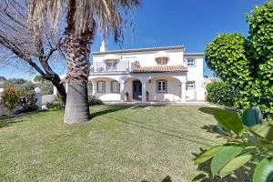 Casal dos Machados - Vista Mar - Benfarras