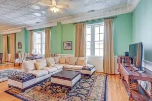 Downtown Mocksville Apartment - Walk to Shops! - Elkin