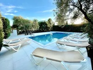 Hacienda Sierra del Pozo -Especial Grupos- - Caniles