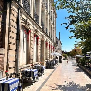 Appartements Suite Cosy Jacuzzi Troyes - Secrets d'Ana : photos des chambres