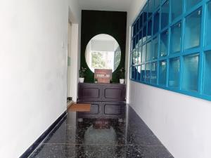 Bay Breeze Suites
