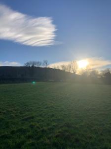 Mill Park Stay Room ONLY with use of kitchen & bathroom