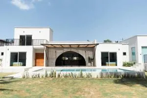 Gaia Casa de Mar - El Bobo