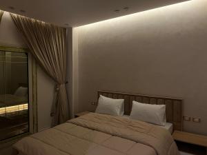 شقه فندقيه مستقله الشيخ زايد