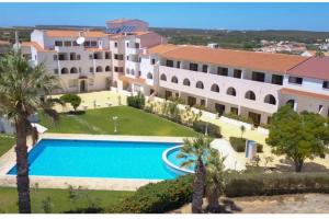 Luxury Apartment with pool in historical town and great surfing beaches