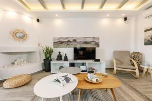 Hidden Gem Villa Aqua Marine - Sea View - Mikri Vigla Beach