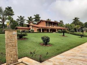 Linda Chácara em Piracaia SP