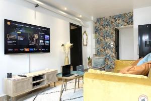 The Central Station - 50m Gare