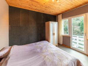 Magnificent holiday home with hot tubs