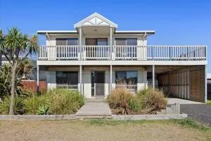 Beach Hideaway - Sunset Strip