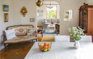 3 Bedroom Stunning Home In Ystad