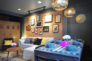 Tuk Tuk House 250m from MRT Sirikit