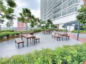 Datum Jelatek - KLCC Sky Ring Linked To LRT & Mall by AwNa