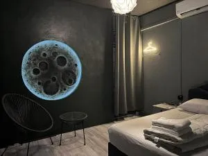 Doctor Alien Hostel Don Mueang - 班敦孟