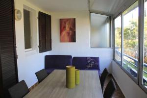 Joli T2 3mn mer. Proche commodité WiFi Parking